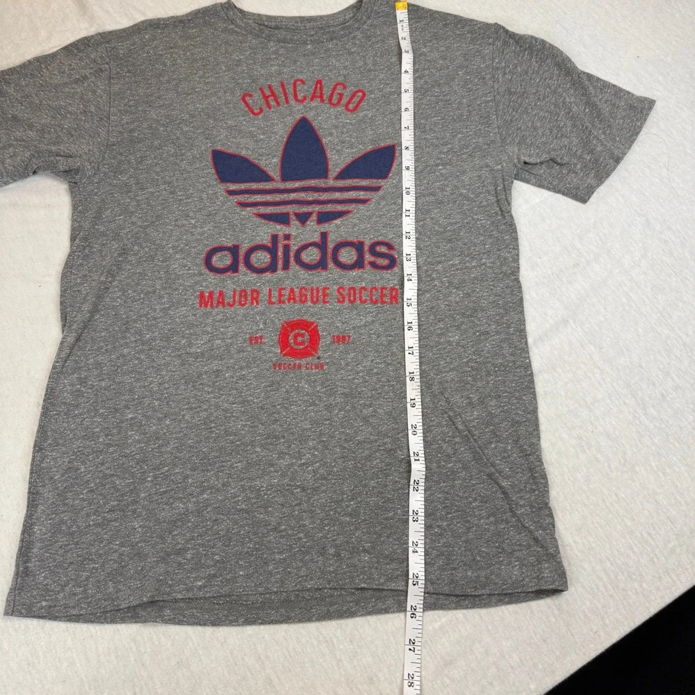 Adidas Chicago Major League Soccer MLS T Shirt Mens Medium Grey Soccer Club Tee‎